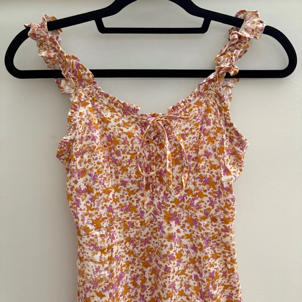 Japan Chic Floral Midi Dress with Ruffle Straps - Picture 2 of 12